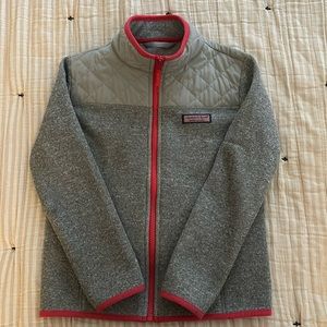 Vineyard Vines zip up jacket. Good used condition. Size small (7-8)